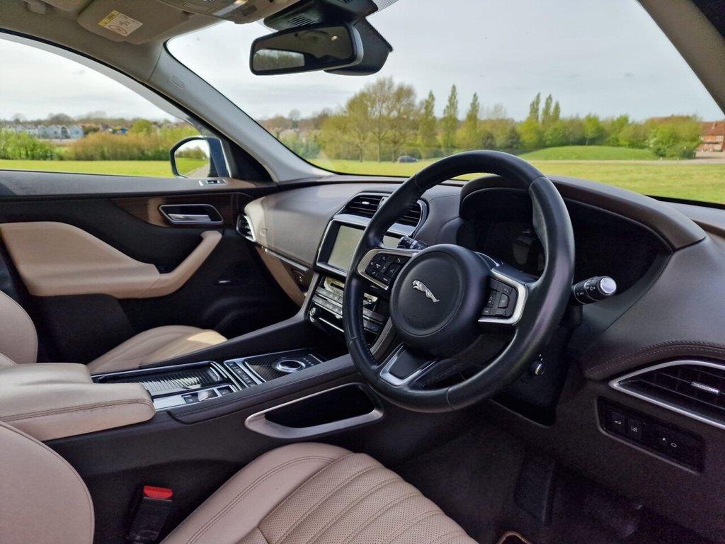 Used Jaguar F-Pace 2017 for sale - 78206596: Photo 9