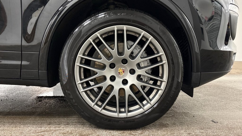 Used Porsche Cayenne 2016 for sale - 78063460: Photo 4
