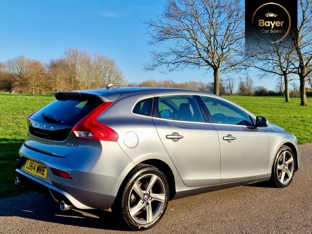 Used Volvo V40 2015 for sale - 77660227: Photo 5