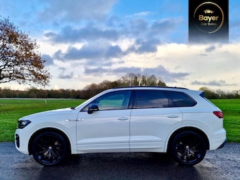 Used Volkswagen Touareg 2021 for sale - 76716230: Photo