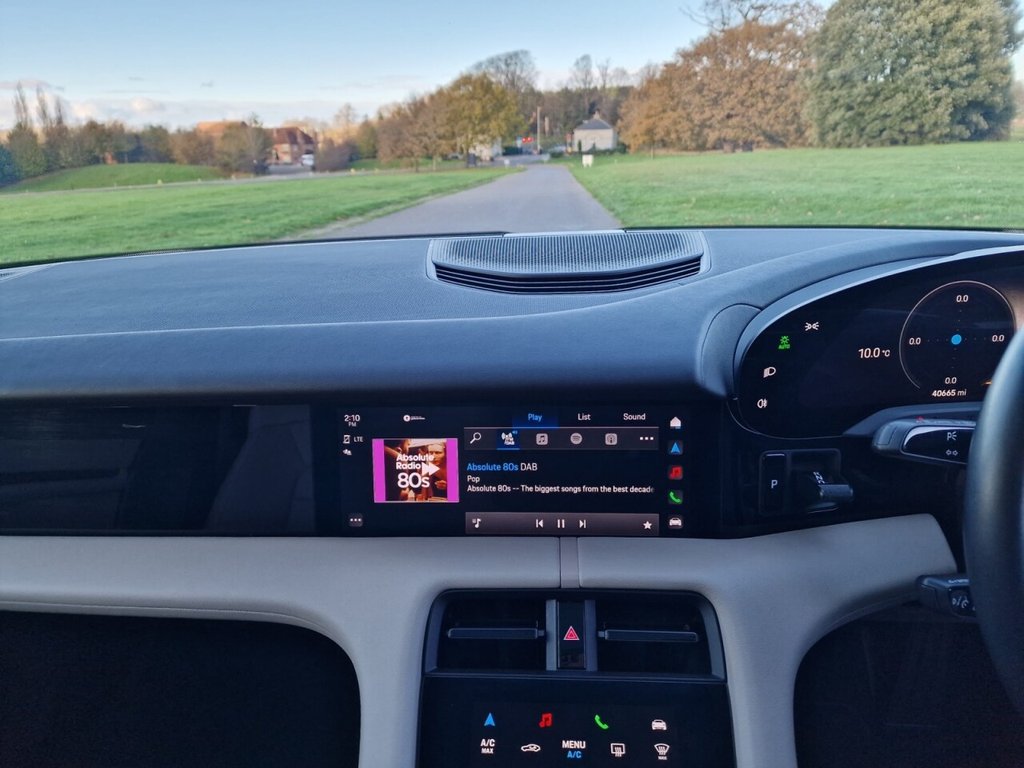 Used Porsche Taycan 2021 for sale - 76716238: Photo 20