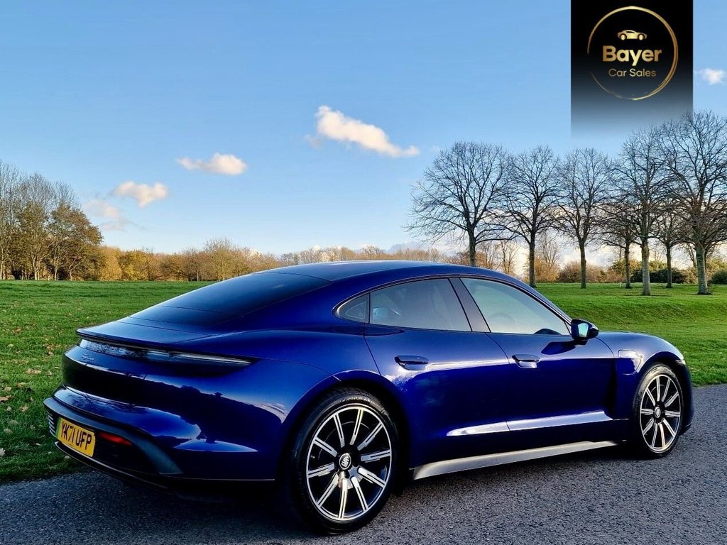 Used Porsche Taycan 2021 for sale - 76716238: Photo 5