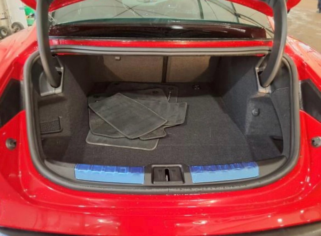 Used Porsche Taycan 2020 for sale - 77139826: Photo 4