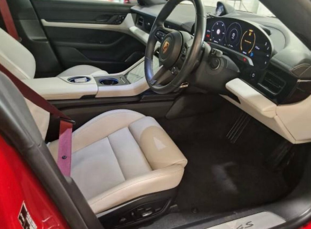 Used Porsche Taycan 2020 for sale - 77139826: Photo 5