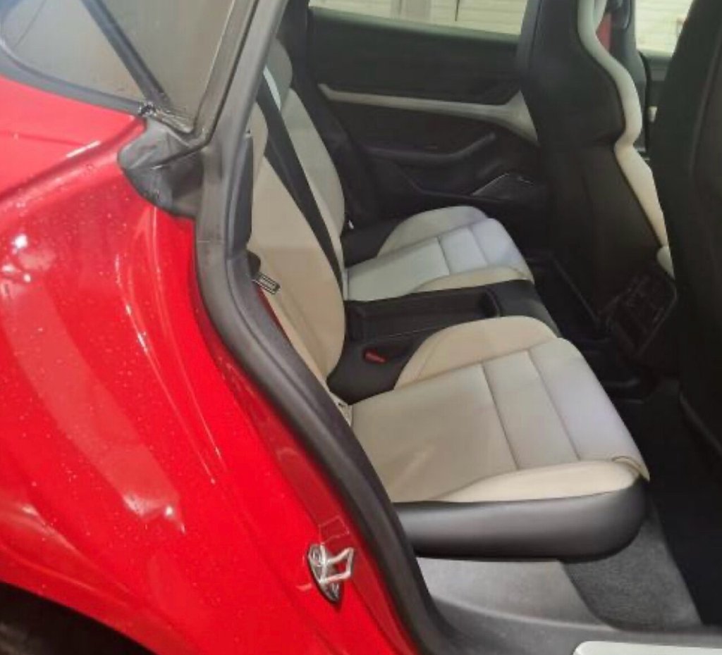 Used Porsche Taycan 2020 for sale - 77139826: Photo 6