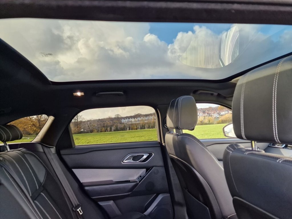 Used Land Rover Range Rover Velar 2018 for sale - 76803744: Photo 12