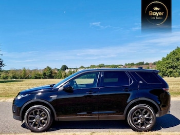 Used Land Rover Discovery Sport 2018 for sale - 79147011: Photo