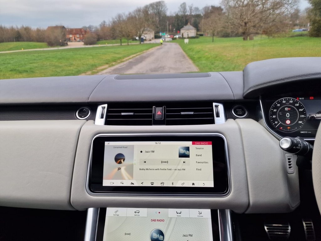 Used Land Rover Range Rover Sport 2019 for sale - 77614280: Photo 18