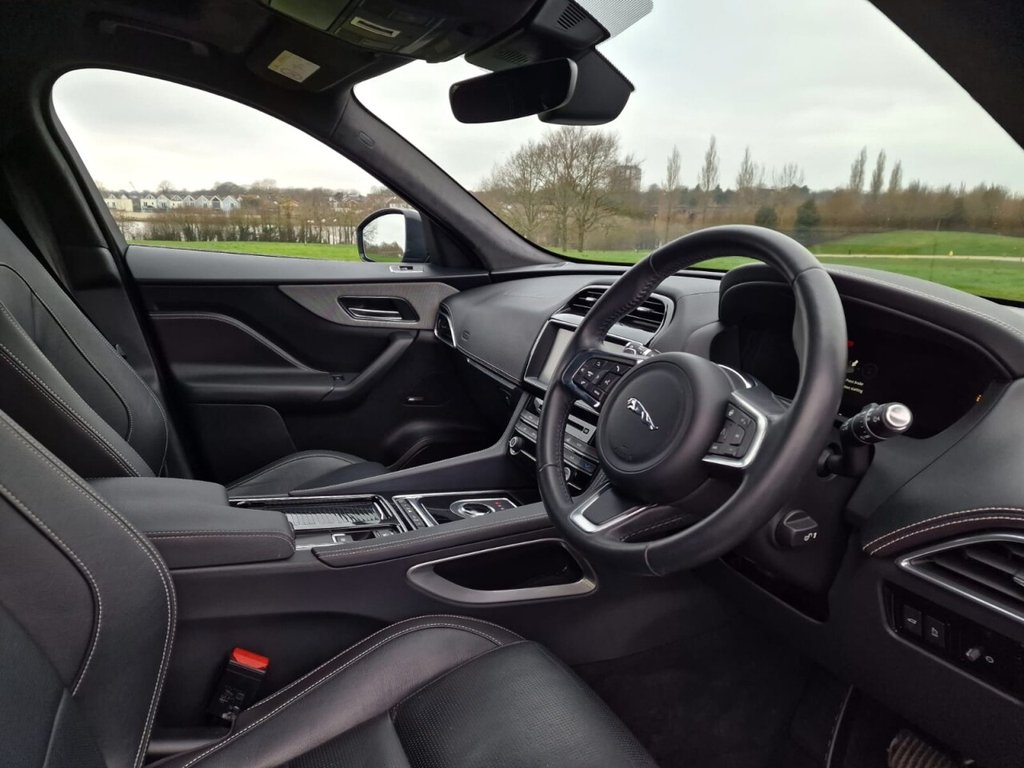 Used Jaguar F-Pace 2019 for sale - 77614164: Photo 9