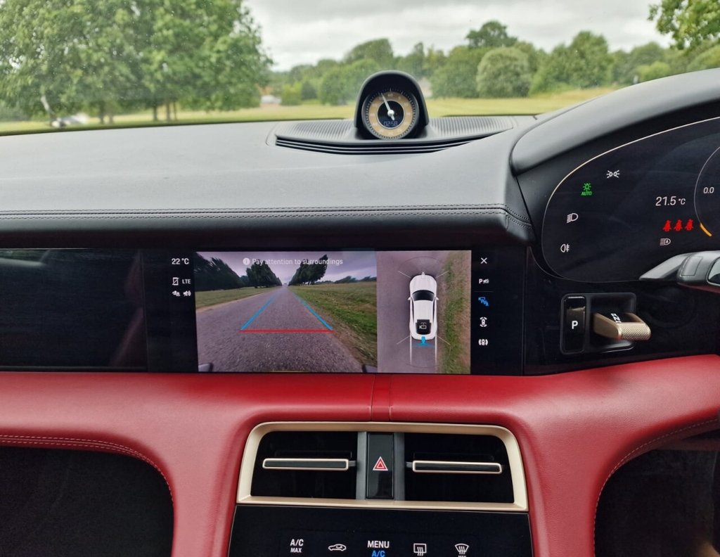 Used Porsche Taycan 2020 for sale - 76716270: Photo 12