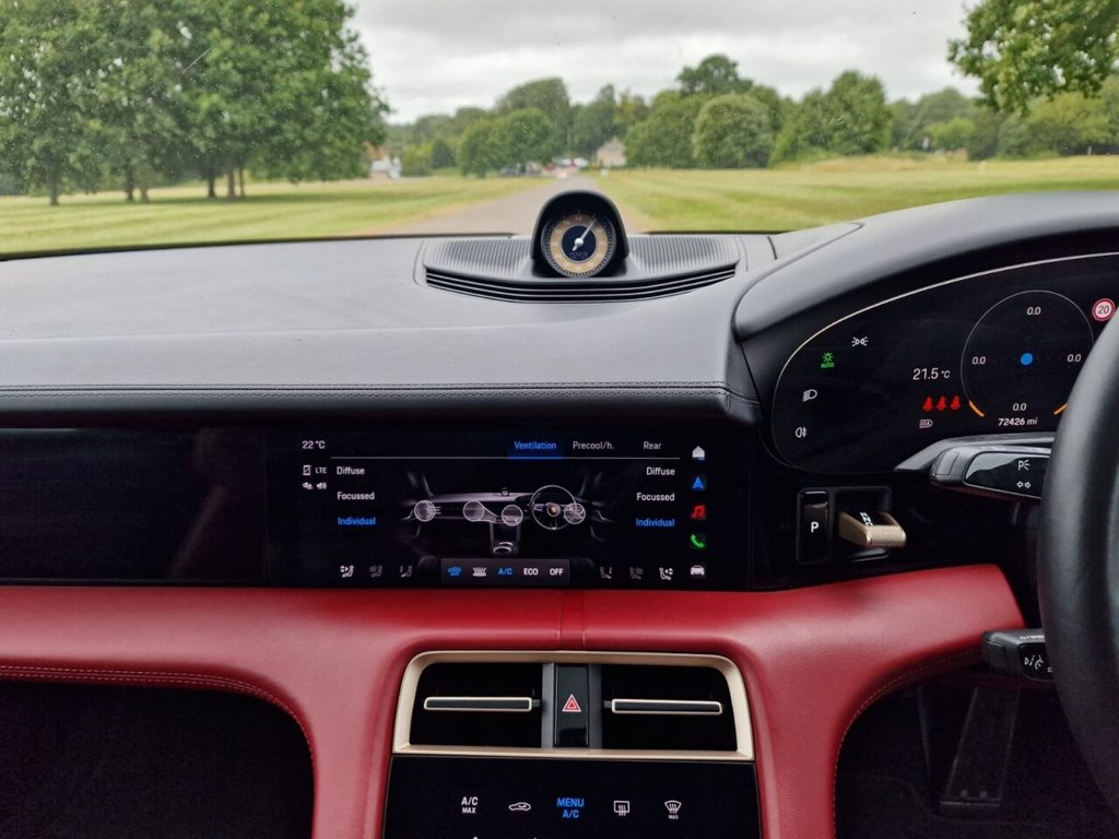 Used Porsche Taycan 2020 for sale - 76716270: Photo 20