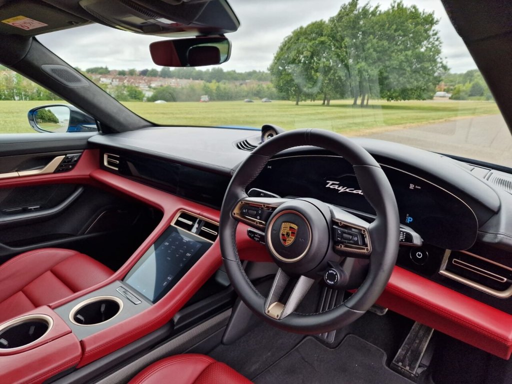 Used Porsche Taycan 2020 for sale - 76716270: Photo 22