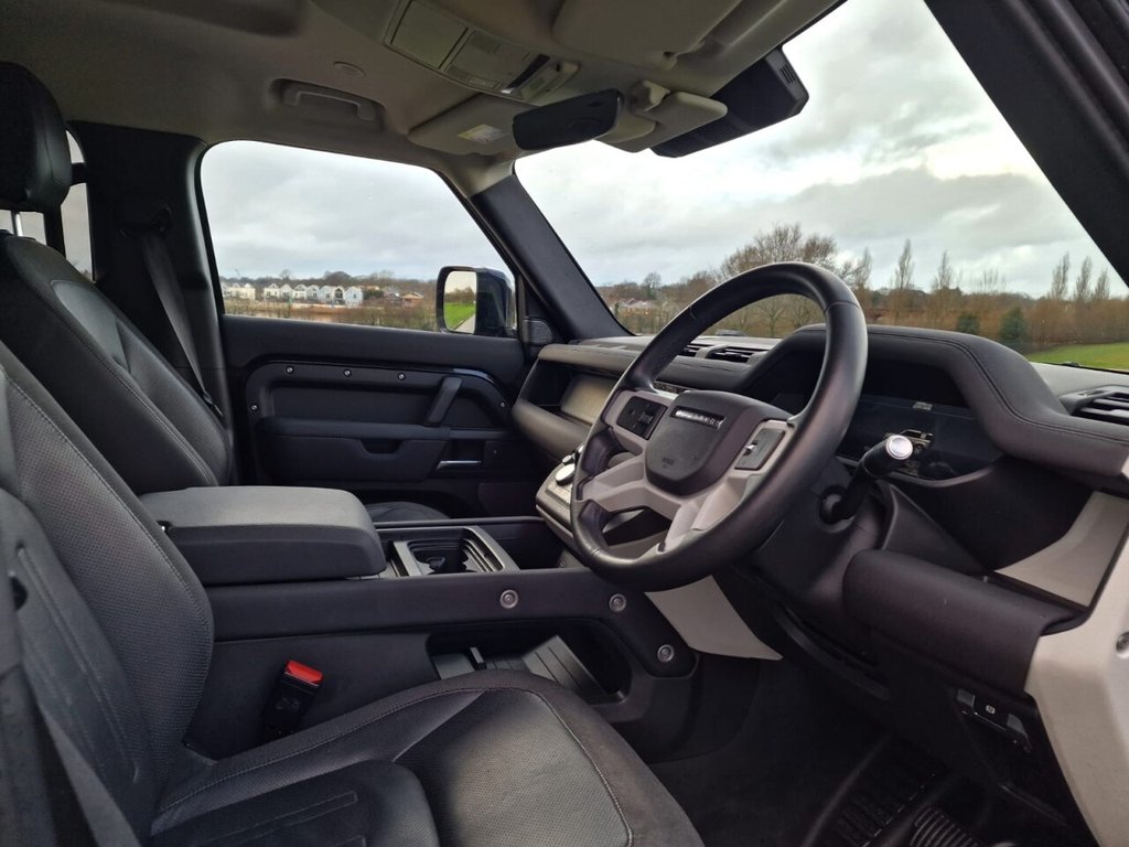 Used Land Rover Defender 2020 for sale - 77293259: Photo 9