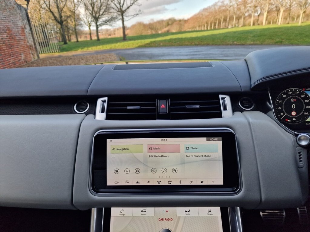 Used Land Rover Range Rover Sport 2019 for sale - 77231903: Photo 18