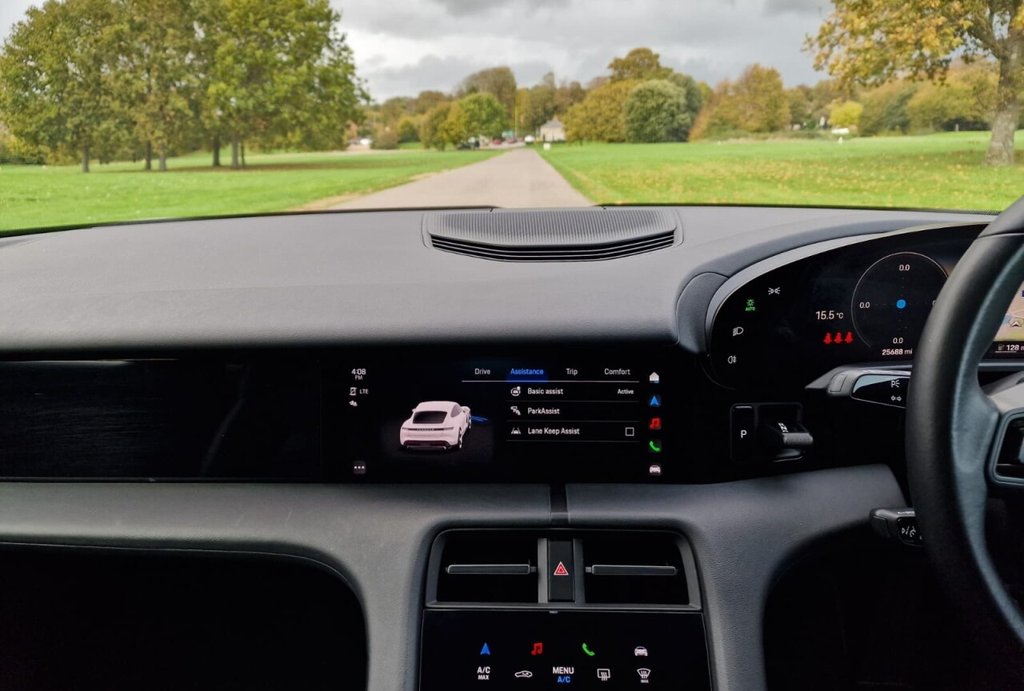 Used Porsche Taycan 2021 for sale - 76716321: Photo 18