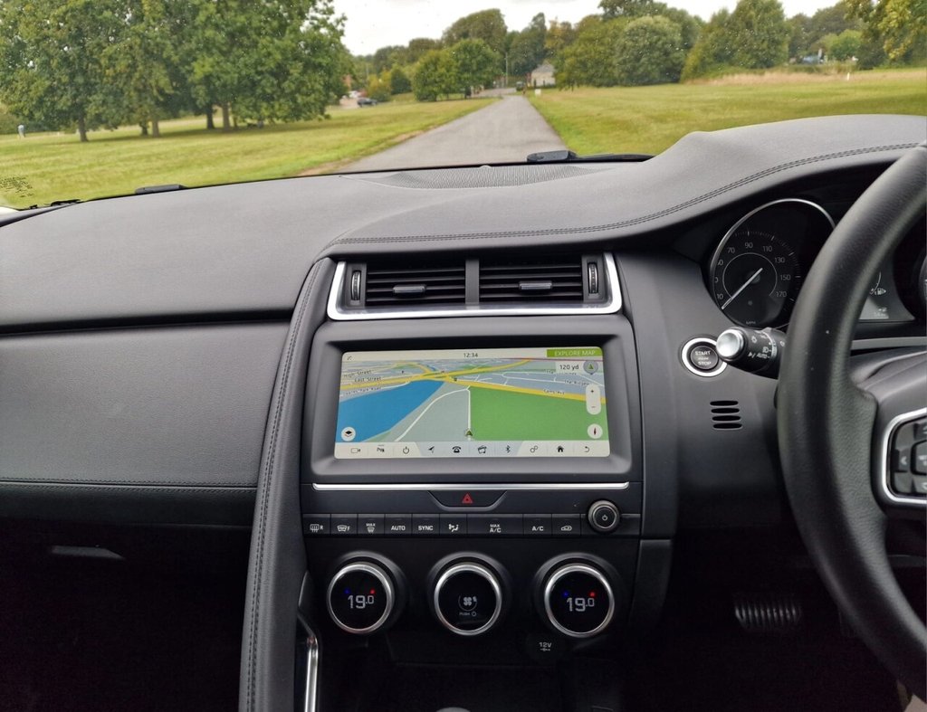 Used Jaguar E-Pace 2018 for sale - 76716301: Photo 13