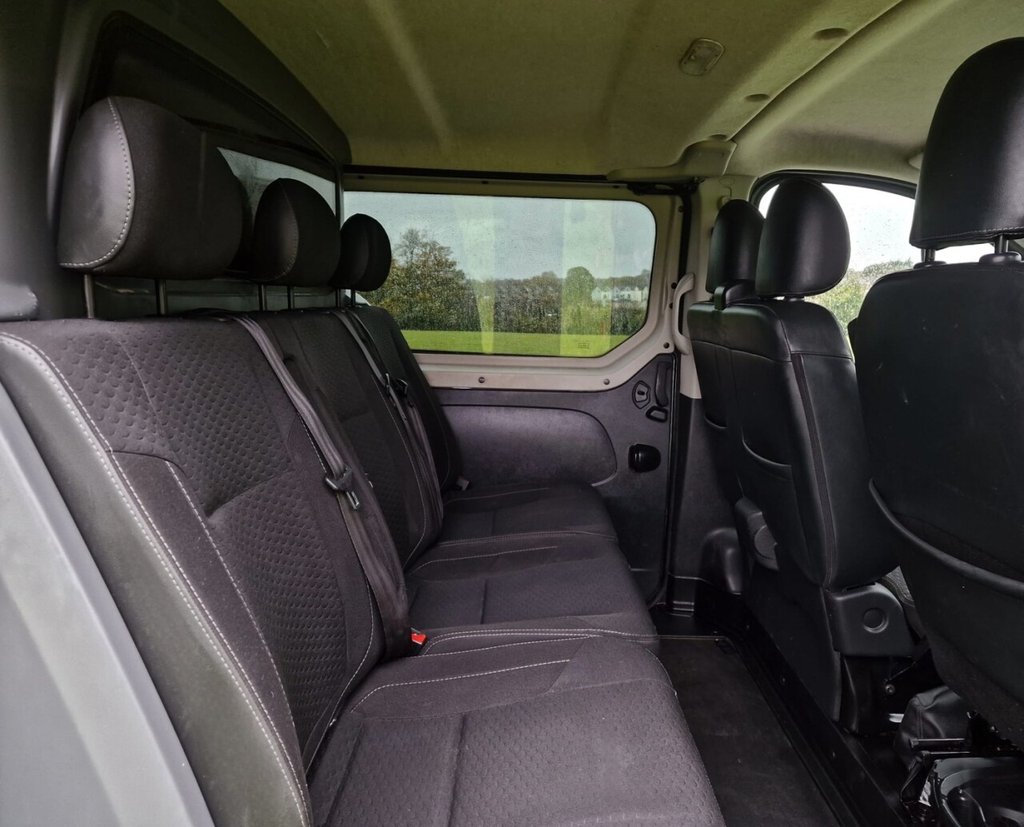 Used Vauxhall Vivaro 2017 for sale - 76716326: Photo 11