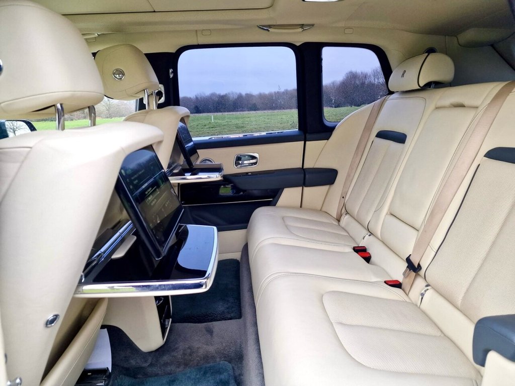 Used Rolls-Royce Cullinan 2019 for sale - 77205438: Photo 9