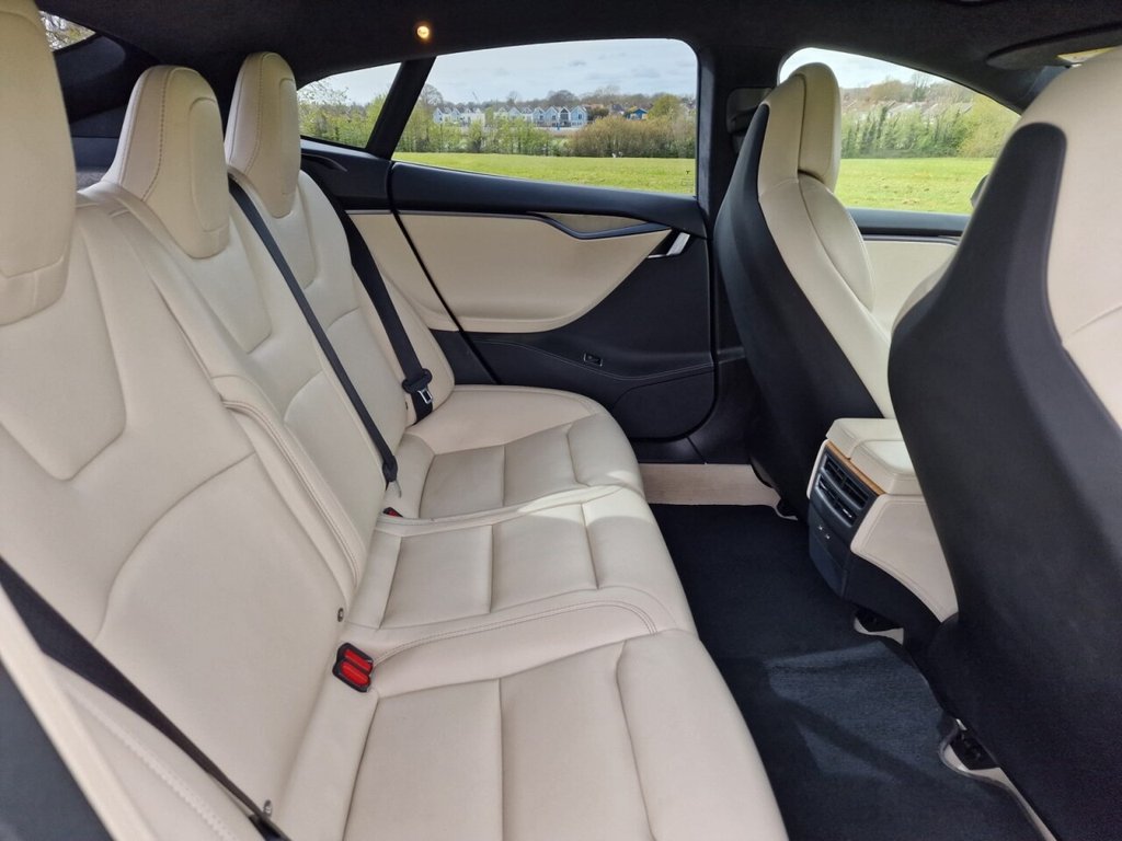 Used Tesla Model S 2019 for sale - 78206547: Photo 10