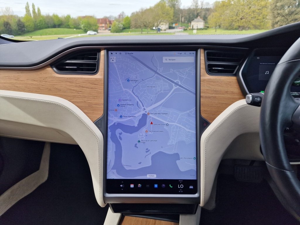 Used Tesla Model S 2019 for sale - 78206547: Photo 12