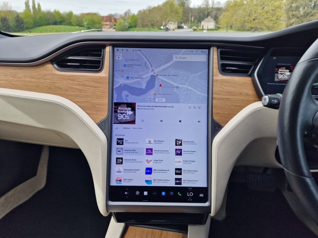 Used Tesla Model S 2019 for sale - 78206547: Photo 14