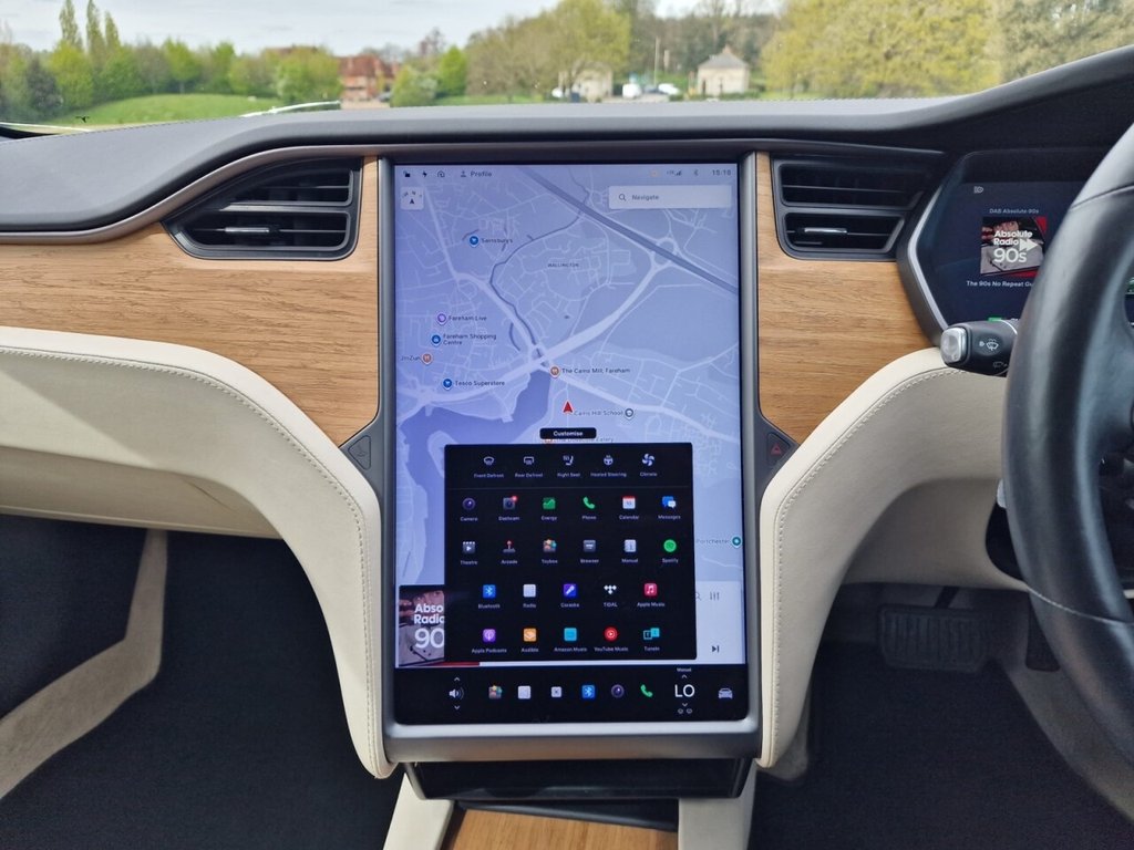 Used Tesla Model S 2019 for sale - 78206547: Photo 15