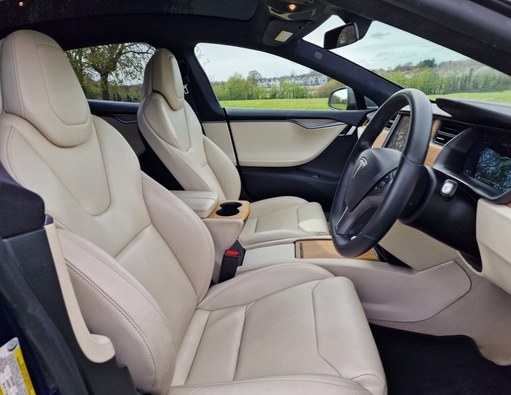 Used Tesla Model S 2019 for sale - 78206547: Photo 7