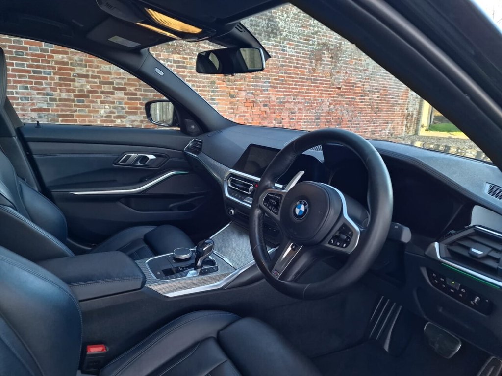 Used BMW 3 Series 2019 for sale - 77050819: Photo 9