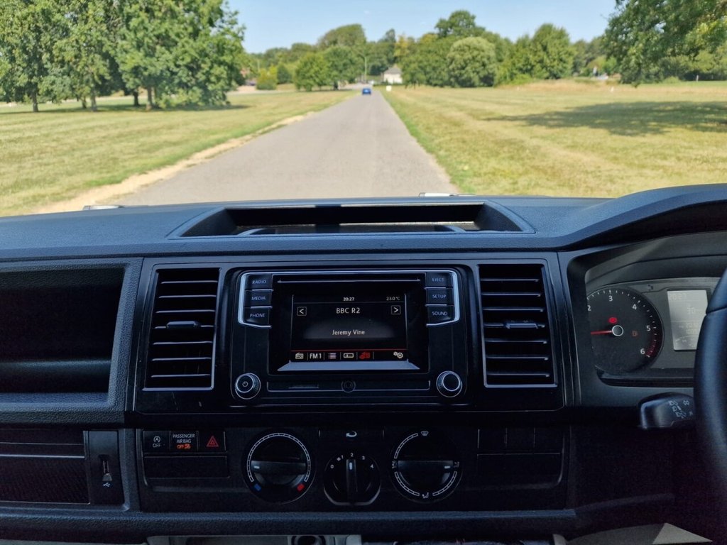 Used Volkswagen Transporter 2016 for sale - 76716293: Photo 20