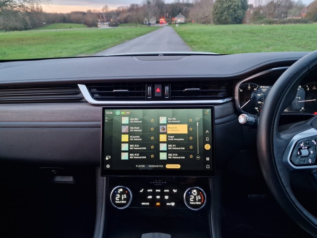 Used Jaguar F-Pace 2021 for sale - 76966238: Photo 16