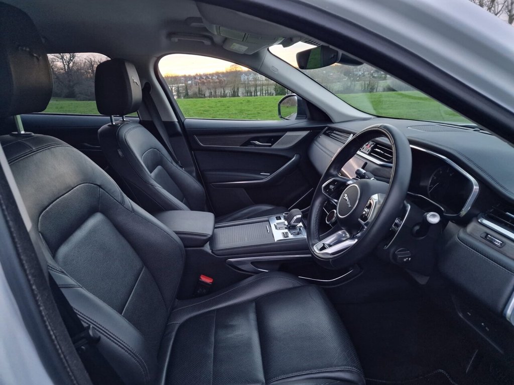 Used Jaguar F-Pace 2021 for sale - 76966238: Photo 7