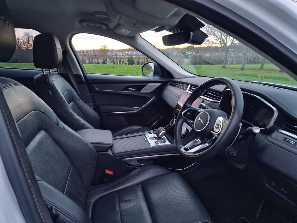 Used Jaguar F-Pace 2021 for sale - 76966238: Photo 9