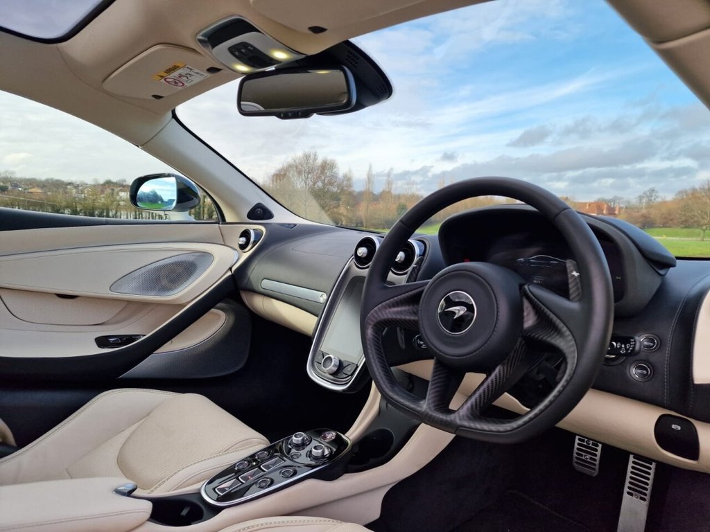 Used McLaren GT 2021 for sale - 77499190: Photo 11