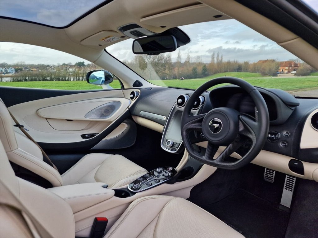 Used McLaren GT 2021 for sale - 77499190: Photo 9