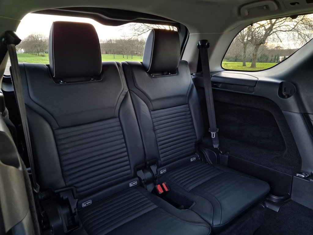 Used Land Rover Discovery 2018 for sale - 77133247: Photo 11