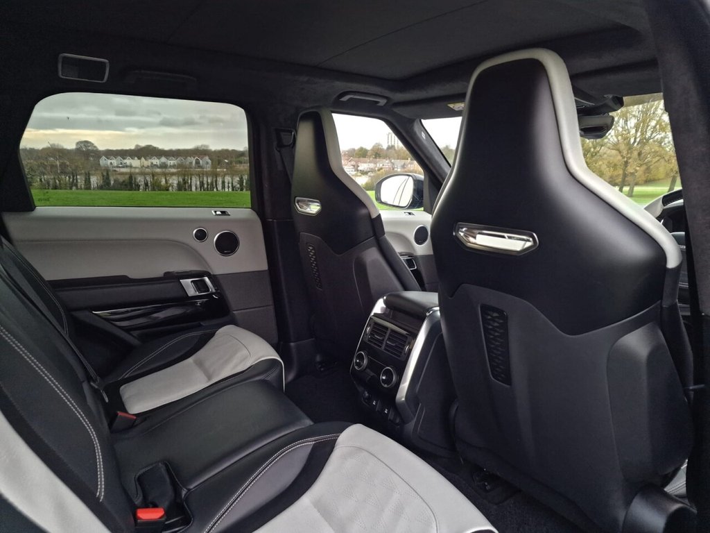 Used Land Rover Range Rover Sport 2018 for sale - 76883205: Photo 11
