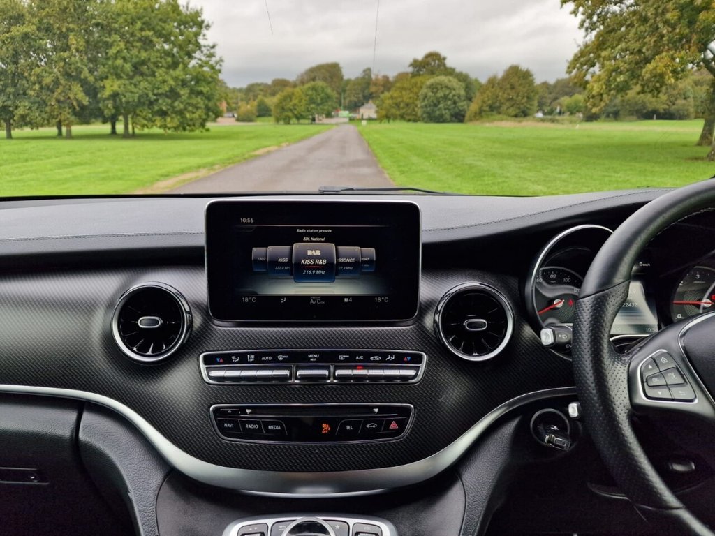 Used Mercedes-Benz V-Class 2019 for sale - 76716294: Photo 18