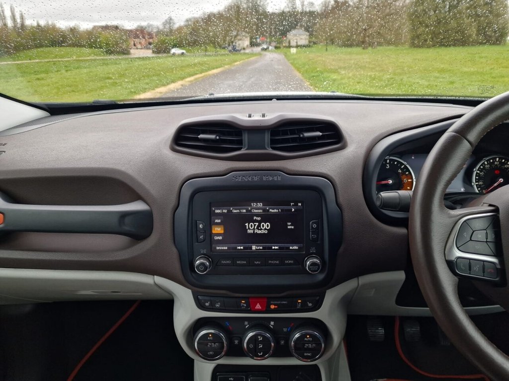 Used Jeep Renegade 2015 for sale - 78074209: Photo 11