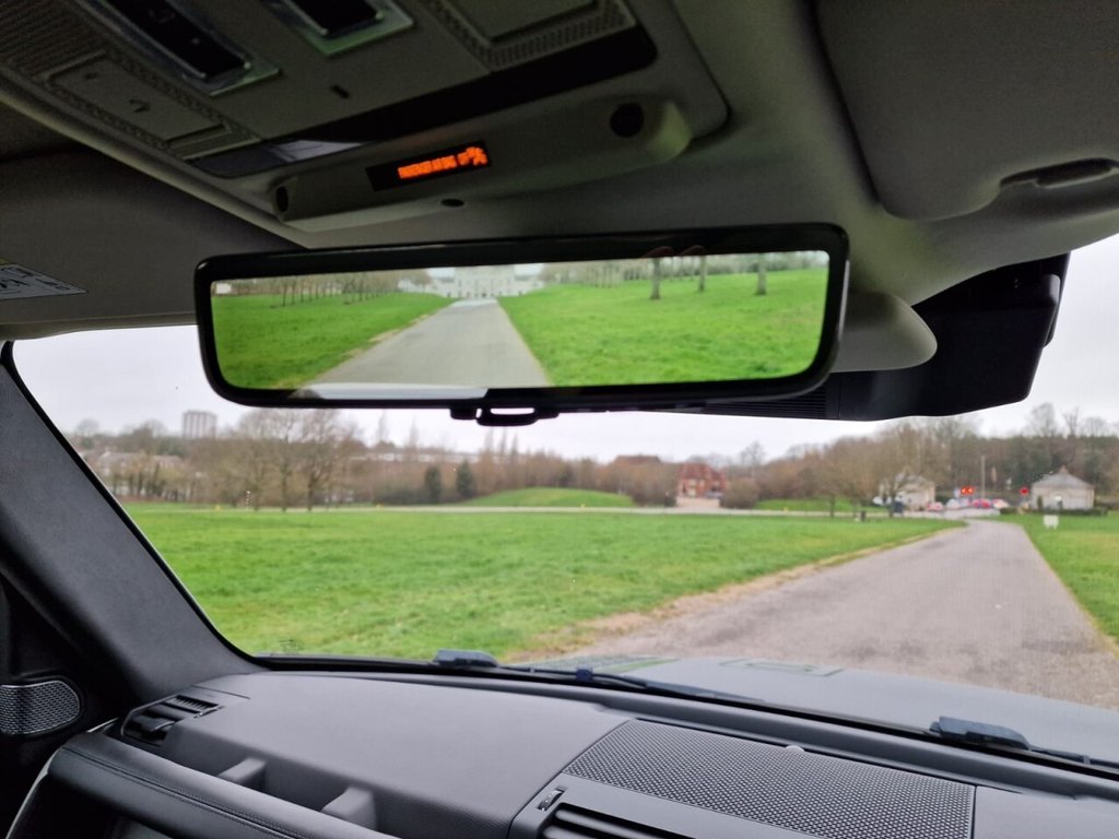 Used Land Rover Defender 2020 for sale - 77647949: Photo 11