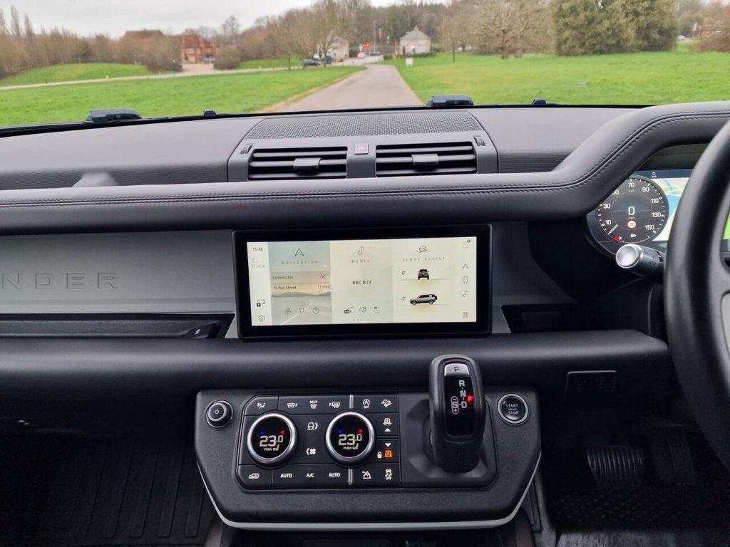 Used Land Rover Defender 2020 for sale - 77647949: Photo 17