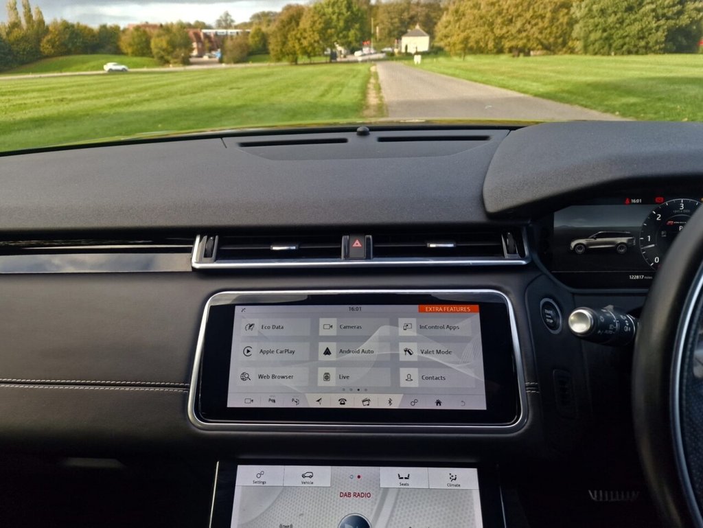 Used Land Rover Range Rover Velar 2018 for sale - 76716324: Photo 16