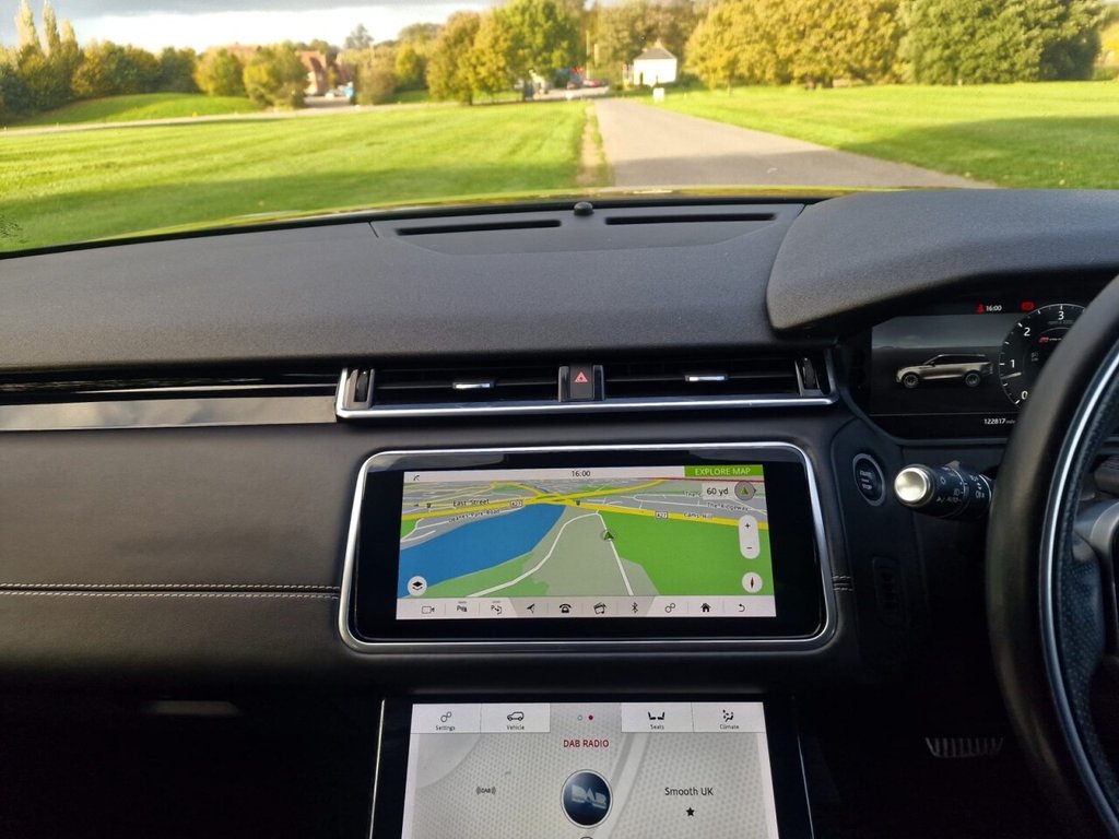Used Land Rover Range Rover Velar 2018 for sale - 76716324: Photo 17
