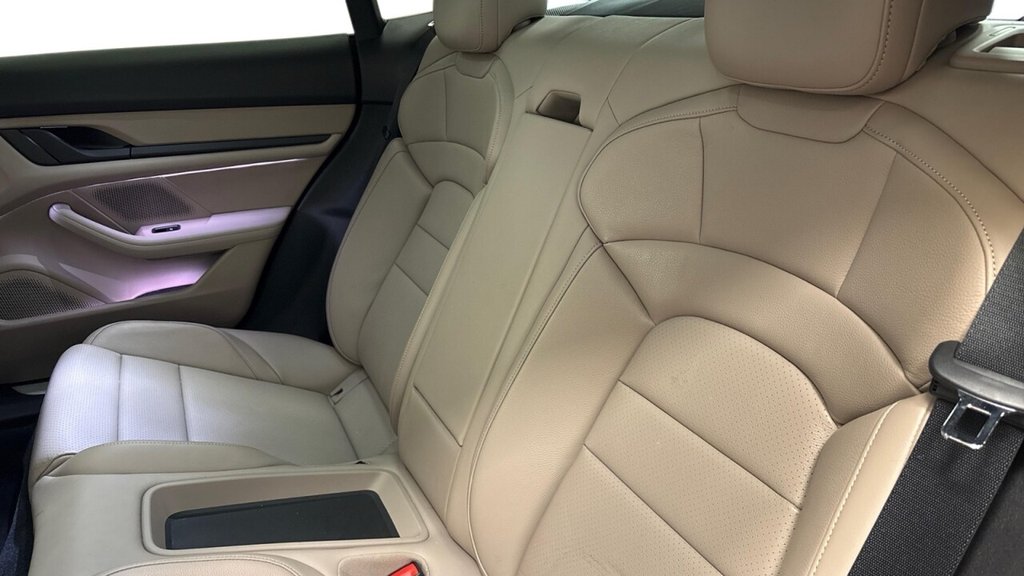 Used Porsche Taycan 2022 for sale - 77145665: Photo 5