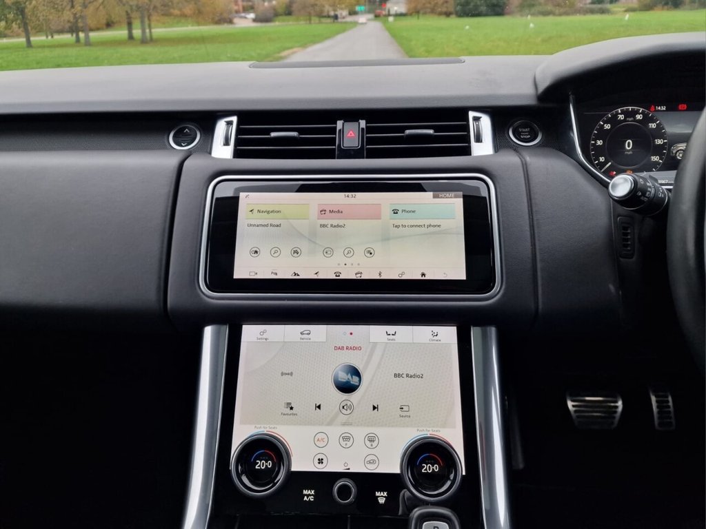 Used Land Rover Range Rover Sport 2018 for sale - 76716266: Photo 16