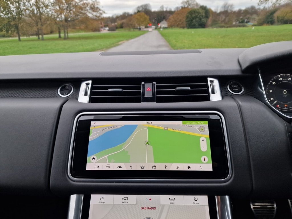 Used Land Rover Range Rover Sport 2018 for sale - 76716266: Photo 18