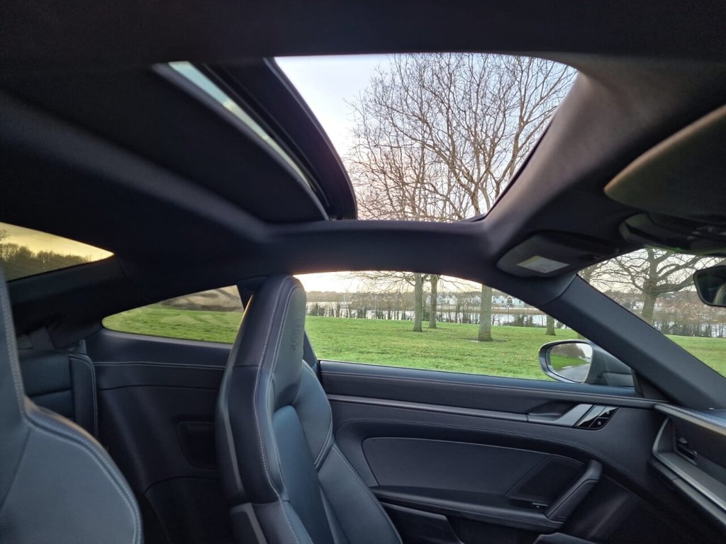 Used Porsche 911 2020 for sale - 77346729: Photo 11