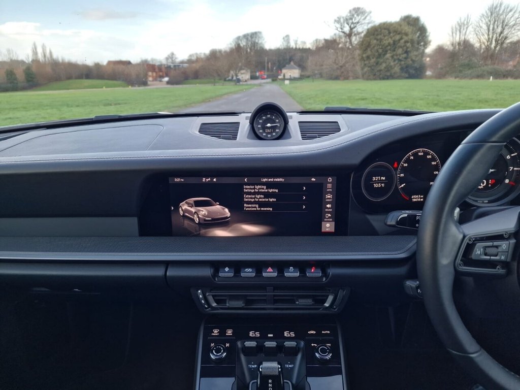 Used Porsche 911 2020 for sale - 77346729: Photo 16