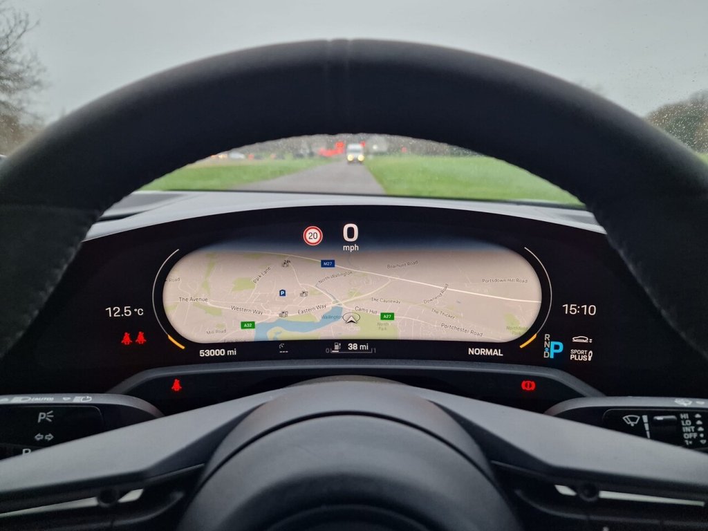 Used Porsche Taycan 2021 for sale - 76716248: Photo 12