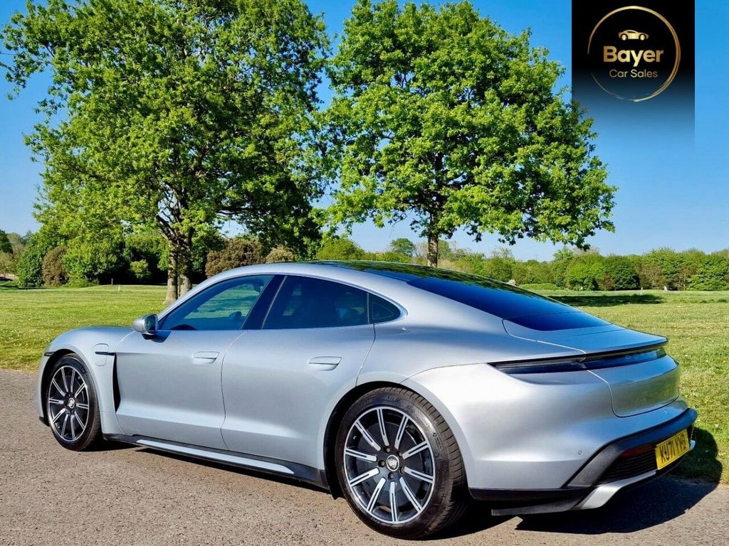 Used Porsche Taycan 2021 for sale - 76716248: Photo 6