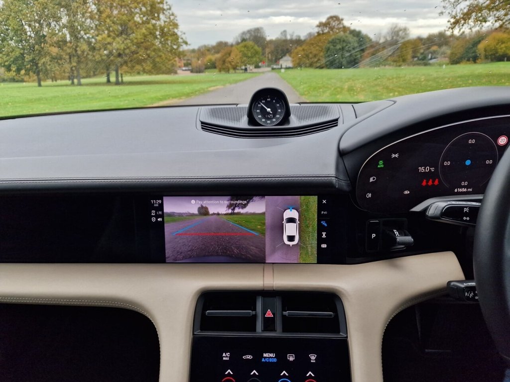 Used Porsche Taycan 2021 for sale - 76716333: Photo 15